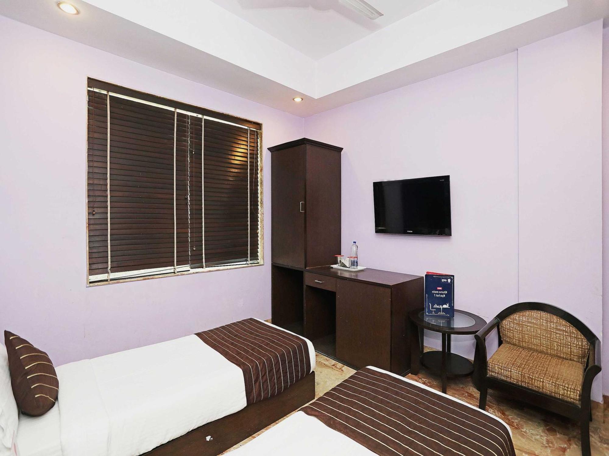 Oyo Hotel Vedas Heritage Делхи Екстериор снимка