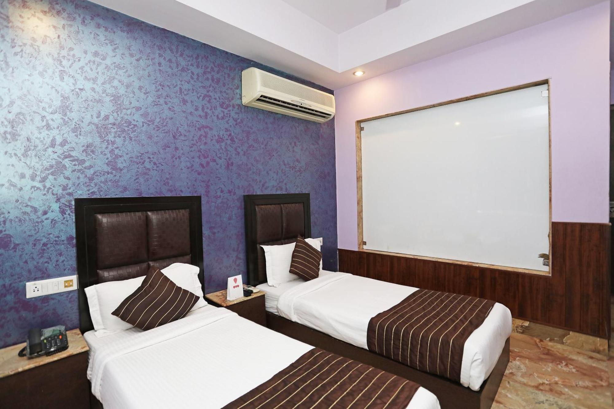 Oyo Hotel Vedas Heritage Делхи Екстериор снимка